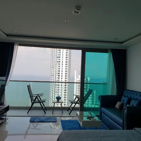 โรงแรม Wong Amat Tower 5*