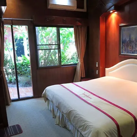 บ้านพัก เมกาดัน เรสซิเดนซ์