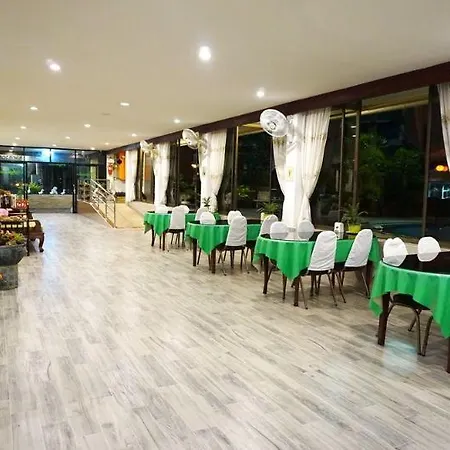 โรงแรม Suppamitr