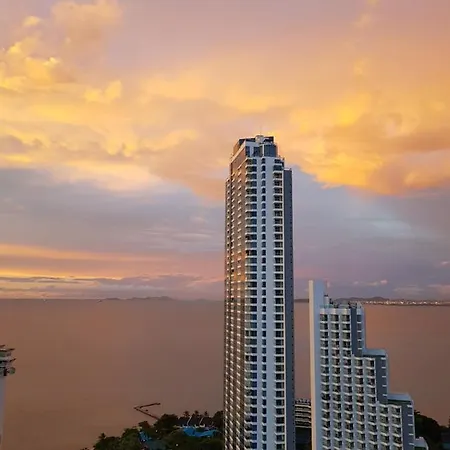 Wong Amat Tower โรงแรม