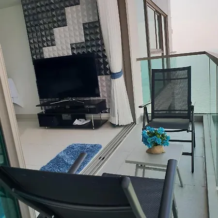 โรงแรม Wong Amat Tower 5*