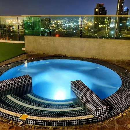 Wong Amat Tower 5* Pattaya