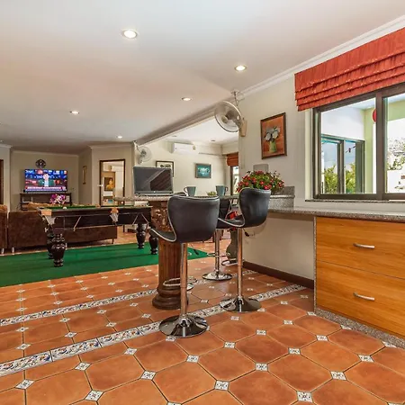 Viewbor - House Walking Street 4 Bedrooms Villa