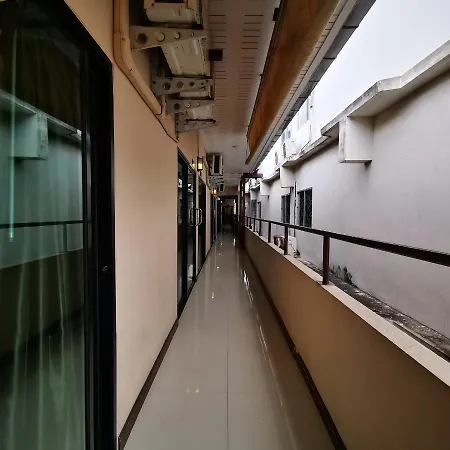 โรงแรม Kkinn South 2*