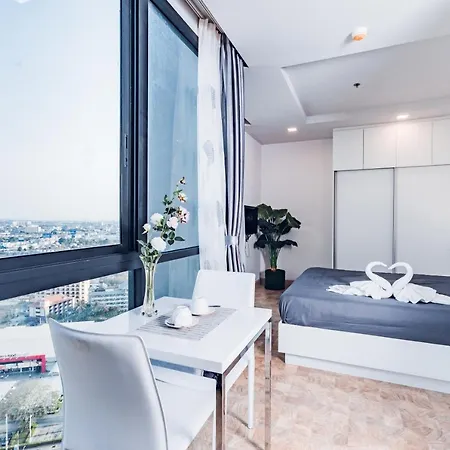 Pattaya Posh Hotel