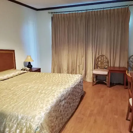 อพาร์ตโฮเทล Malibu City Place