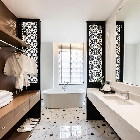 One Patio - Sha Extra โรงแรม Pattaya