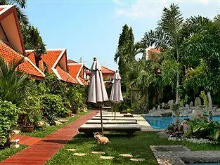 โรงแรม Le Prive 3*