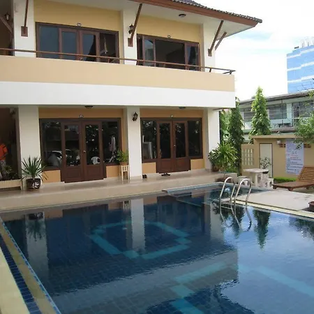 Chaba Garden โรงแรม 2*