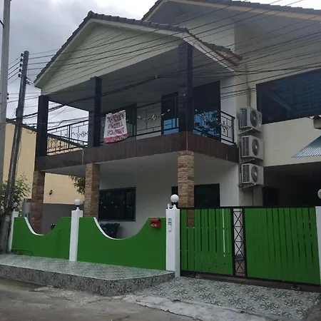 3 Bedrooms Private House In Thappraya Pattaya