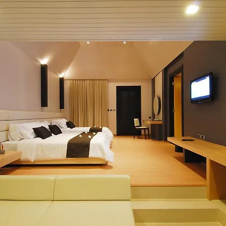 โรงแรม Long Garden & Pavilions