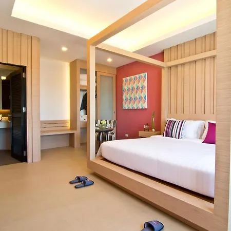 โรงแรม J