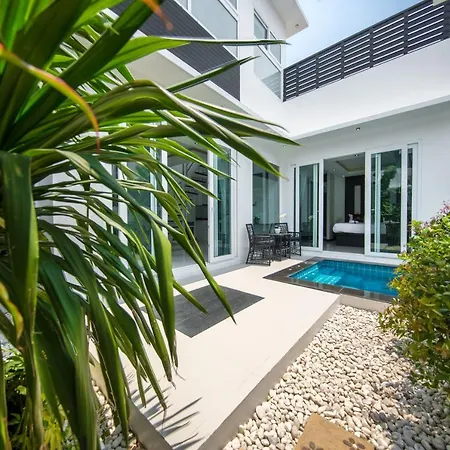 Hollywood Pool Jomtien Villa
