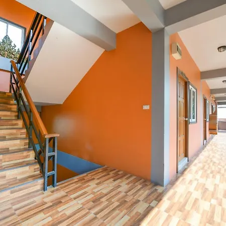 Oyo 549 Maesri โรงแรม 3*