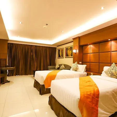 Tara Court โรงแรม