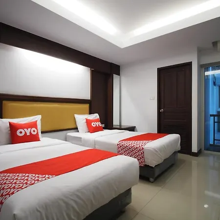 โรงแรม โอโย 898 โสตา เรสซิเดนซ์ 2*