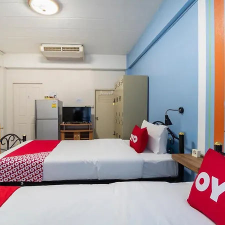 Oyo 838 Aromdee Hotel Pattaya
