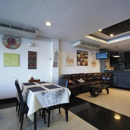 โรงแรม โอโย 898 โสตา เรสซิเดนซ์ 2*