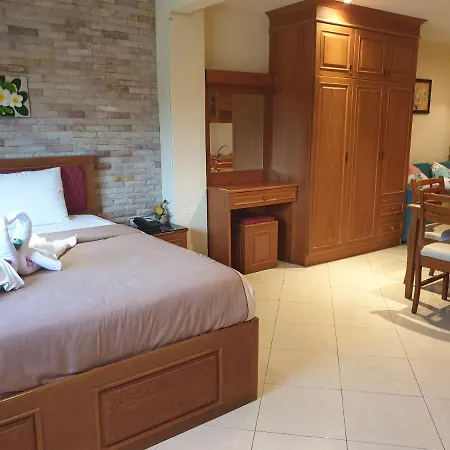 Chaiyapoon Guest house 2*