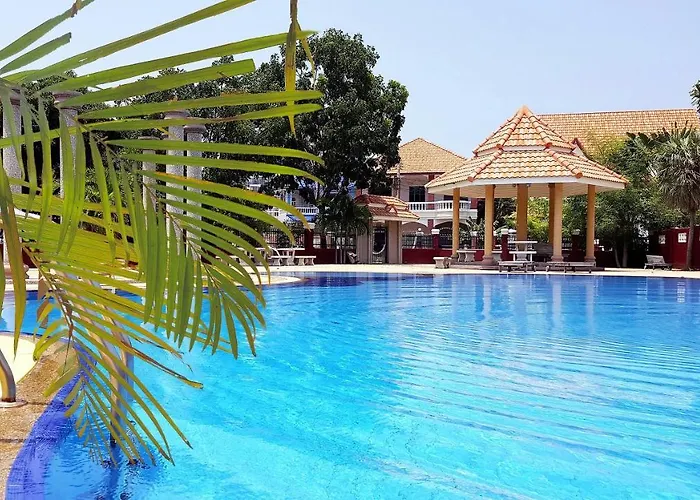 Yailand Luxury Pool Villa Pattaya Walking Street 5 Bedrooms