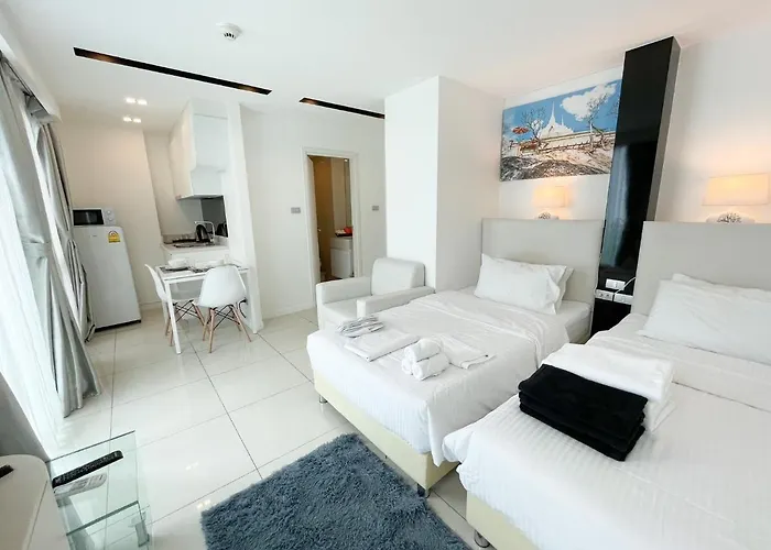 Unique Studio In City Center Residence