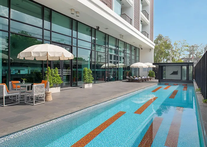 Tsix5 Hotel