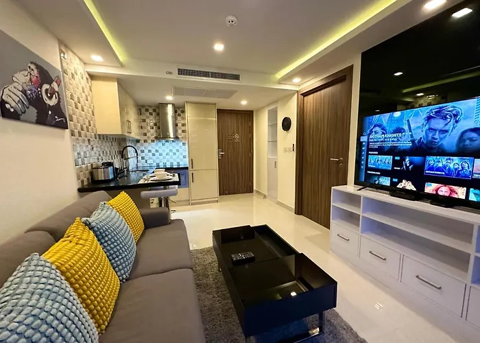Large Luxury - Pattaya City Centre - Grand Avenue - 405