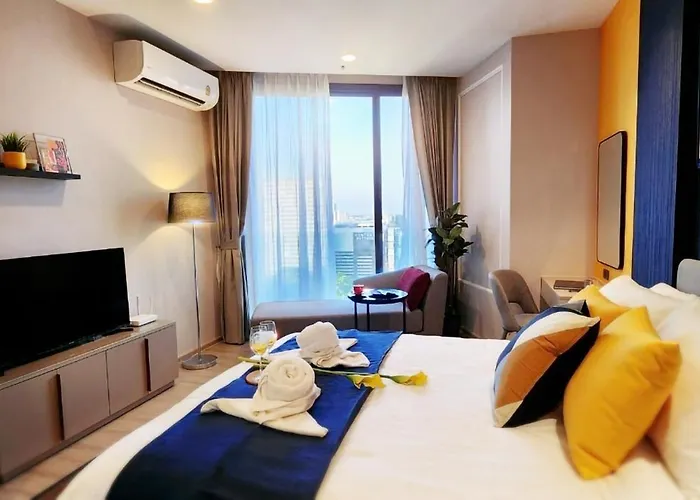 Edge Central Pattaya By Thida