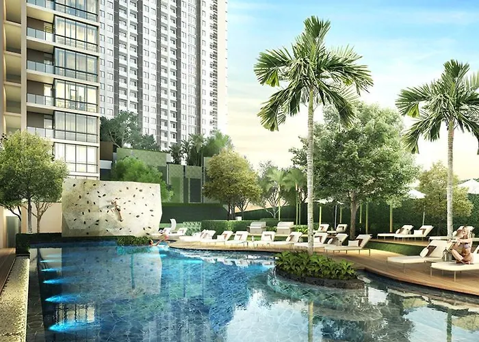 Sea View Spacious Condo At Pattaya