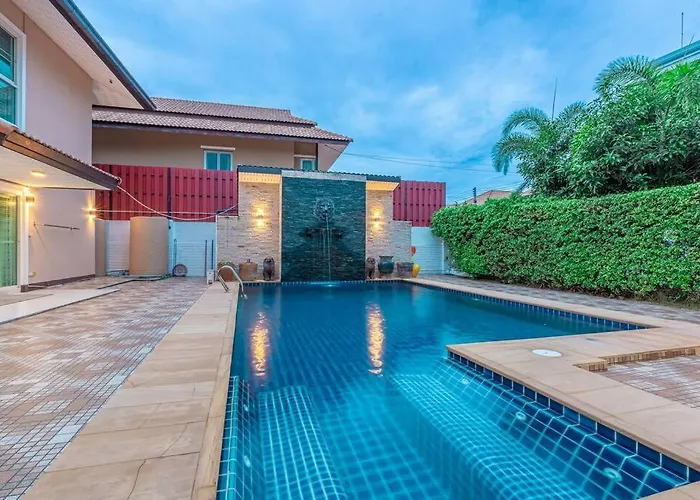 Jasmine Garden & Poll Villa Central Pattya