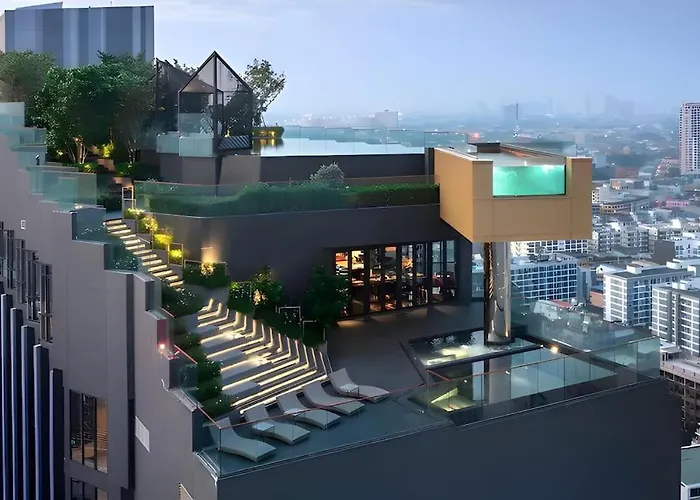 Condo In Downtown And Best Rooftop Pool In Pattaya