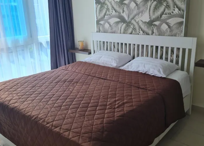 Grand Avenue 1 Bedroom Centara