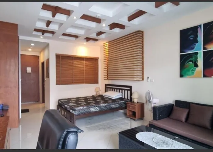 Diamond Suites