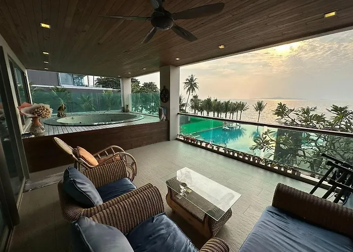 Luxury Beachfront Condo With Ocean Views