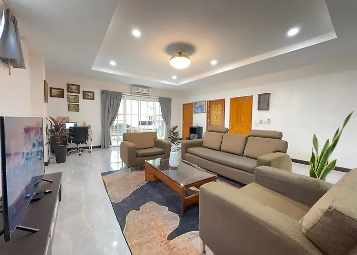 Book Now!! 800 Meters To Beach, Pattaya