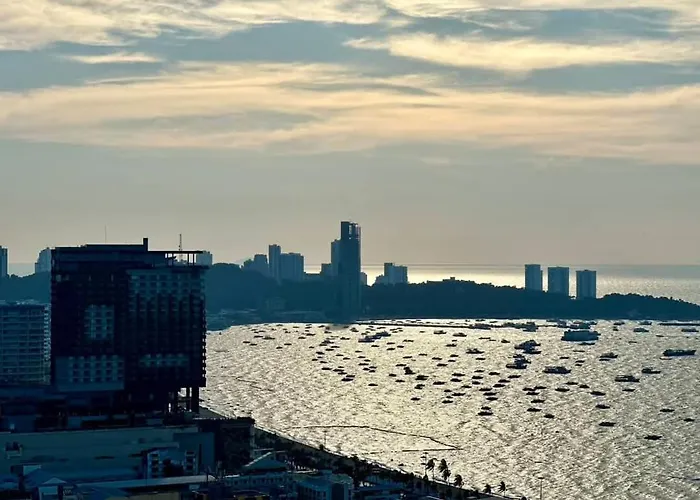 Seaview Condo The Scenery Is Beautiful