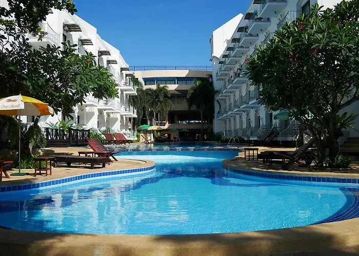 Naklua Beach Resort