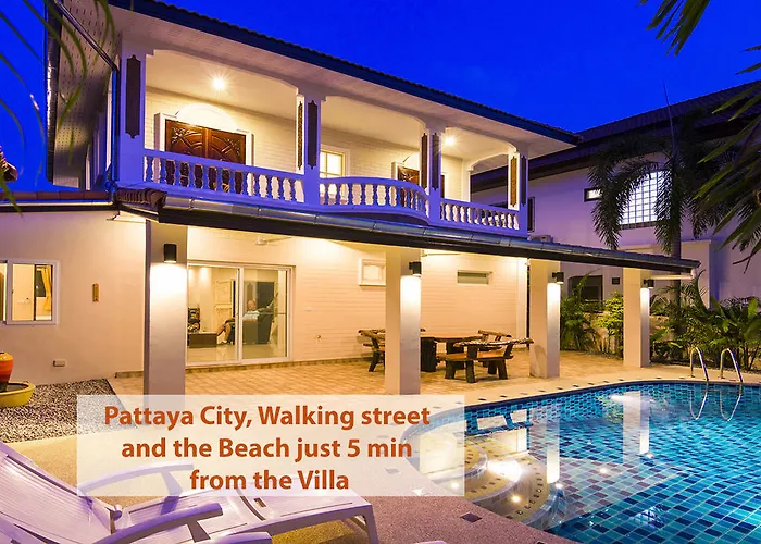 Villa Waree With Pool
