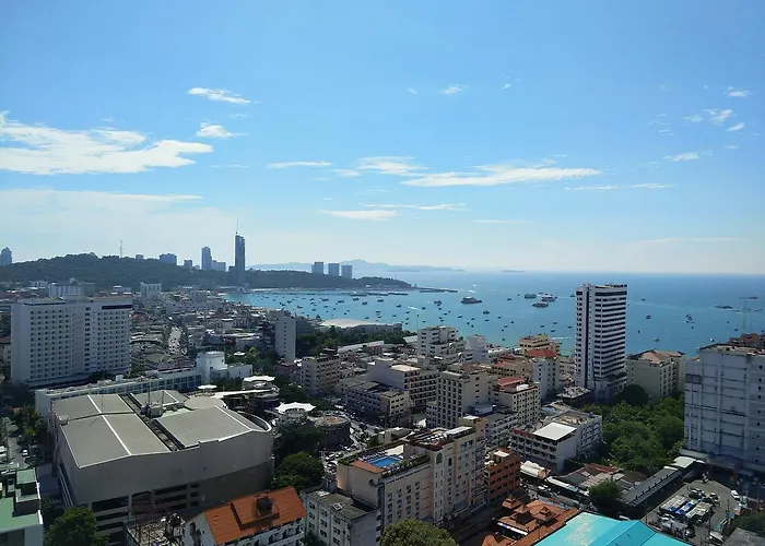 The Base Pattaya 芭提雅基地公寓