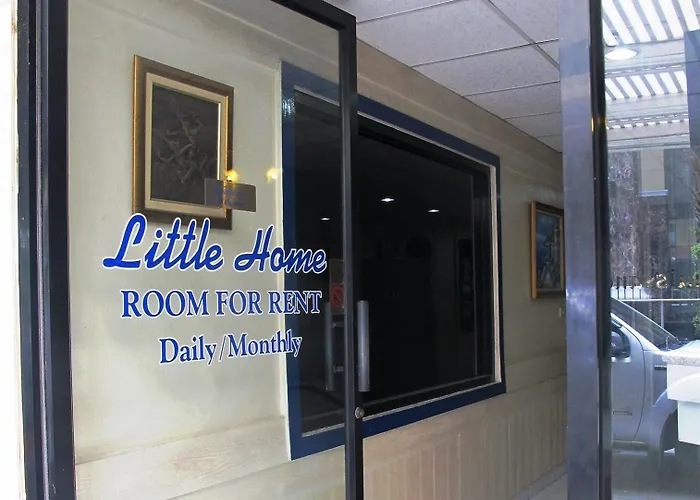 Little Home Guesthouse