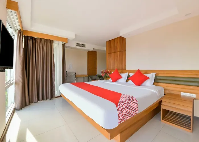 Oyo 143 Dday Resotel Pattaya Hotel