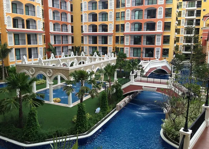 Venetian Signature Condo Resort Pattaya