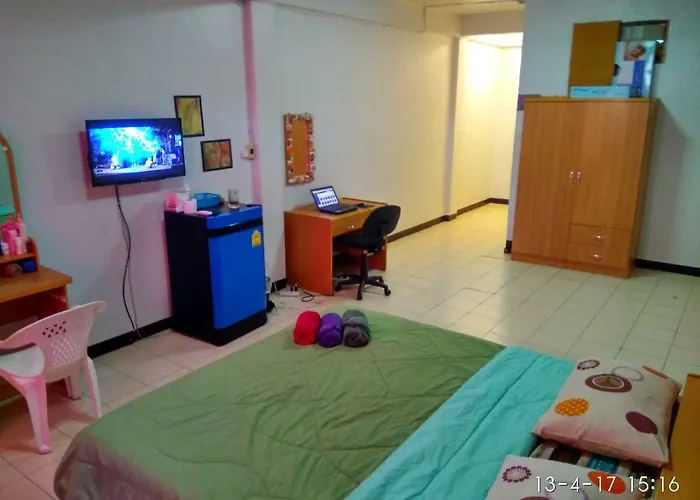 Katty Room For Rent