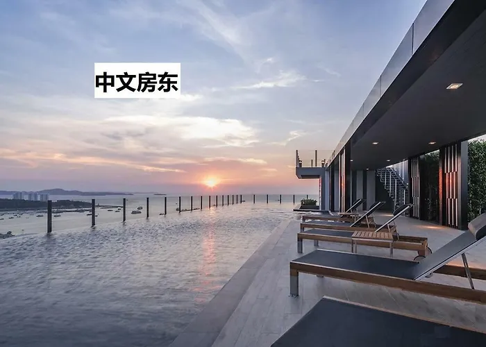 The Base Central Pattaya By Mickey