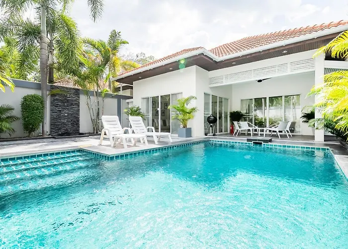 Majestic Residence Pool Villas Private Beach Pattaya