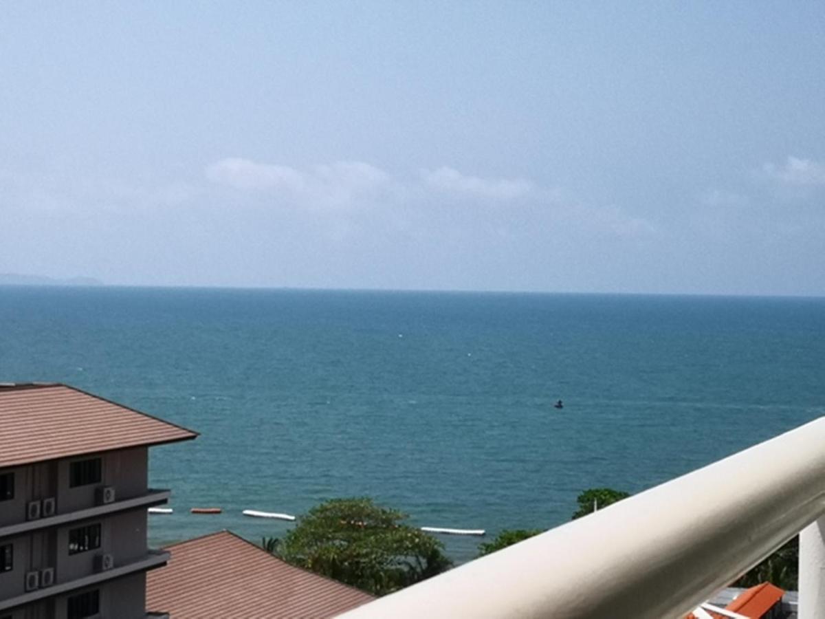 Apartment Condominum In Jomtien With Sea View, Balcony And Free Wifi Pattaya