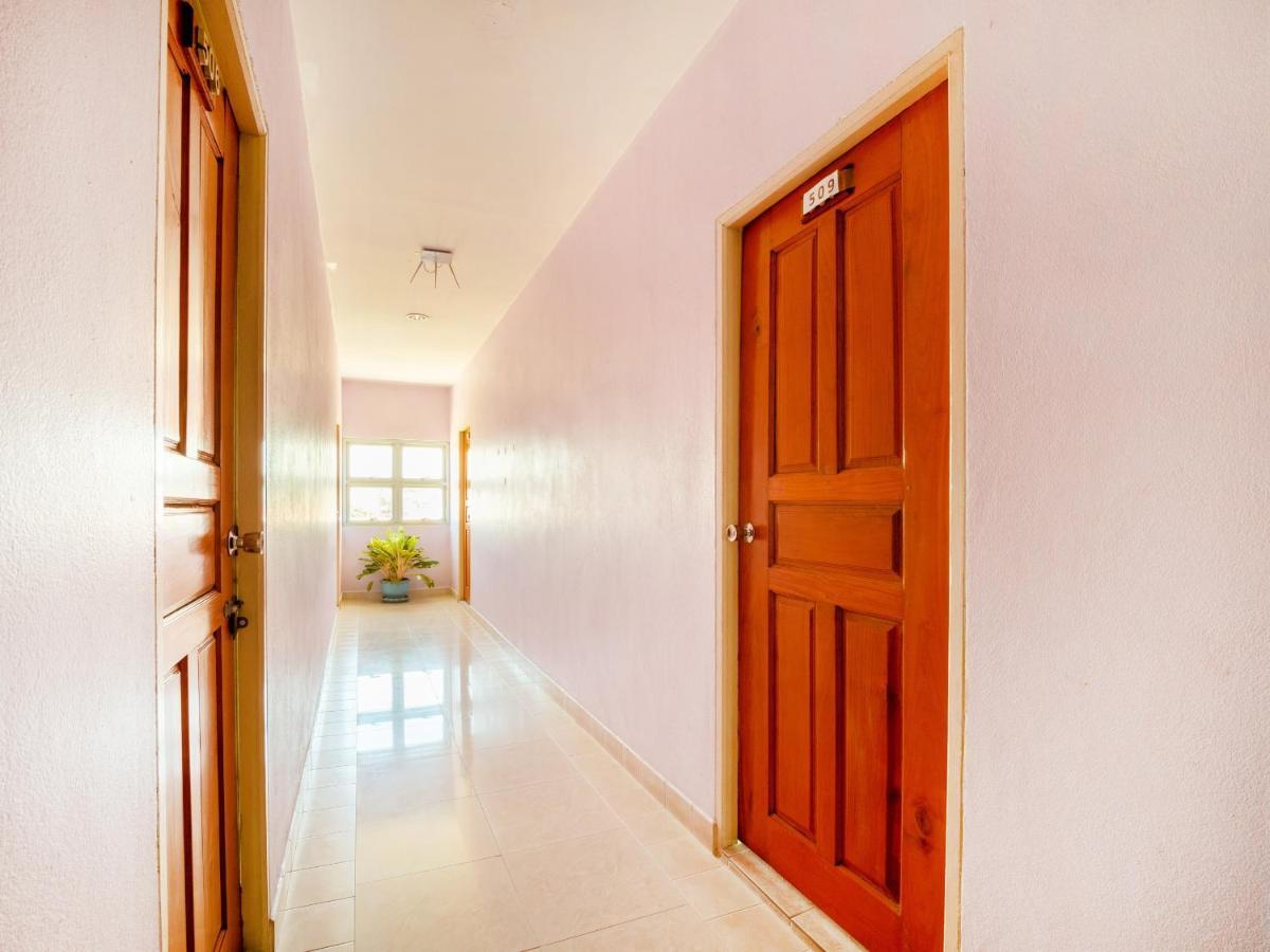 Hotel Oyo 1065 Greenery House Pattaya