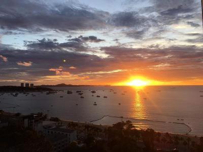 View Talay6 Apartment
