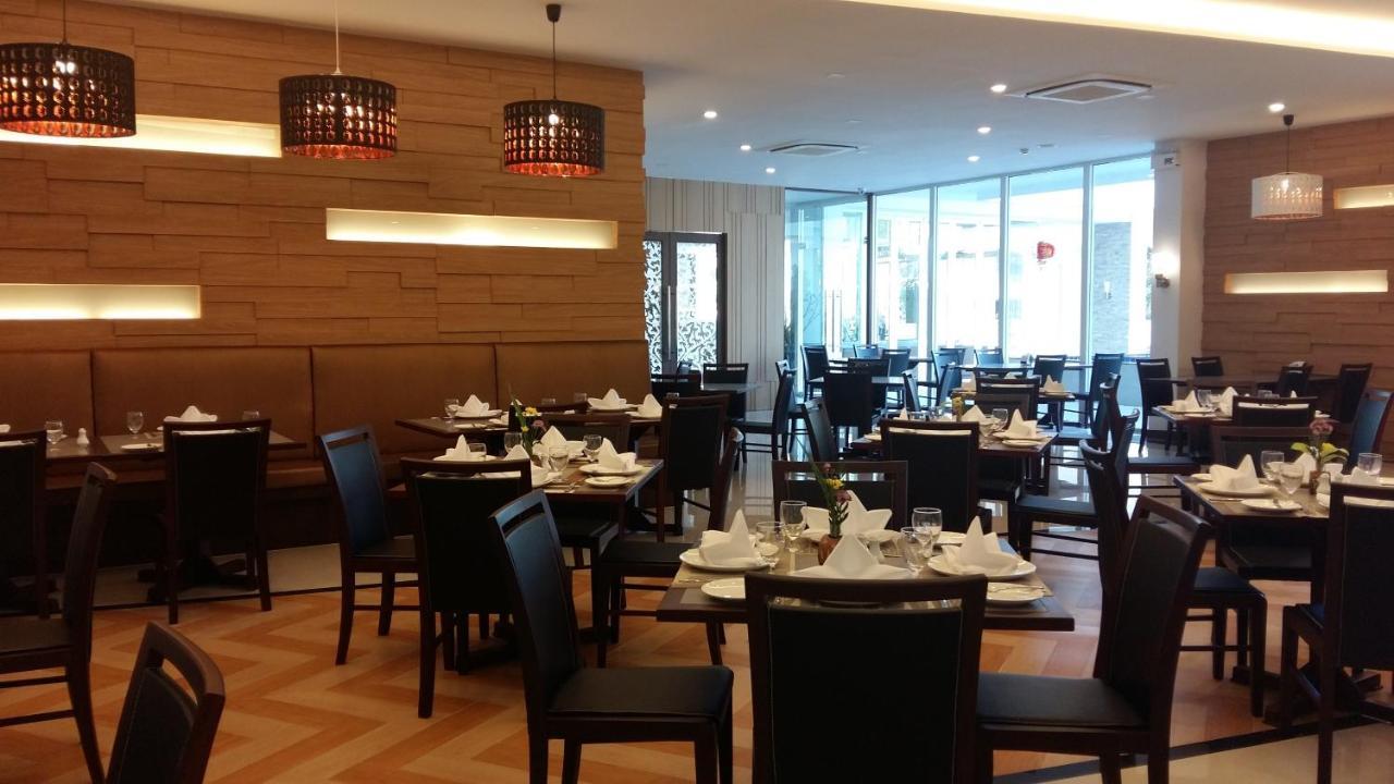 Hotel Vareena Palace Pattaya
