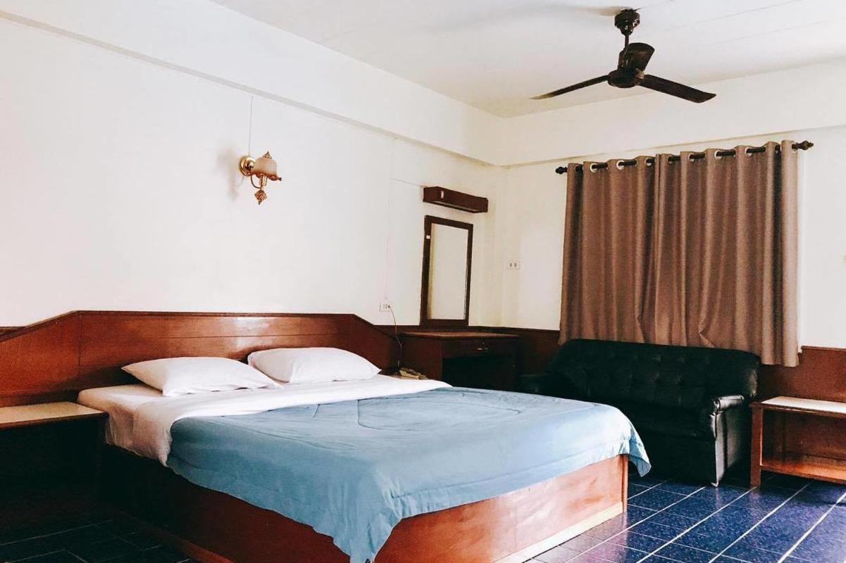 Nn Hotel